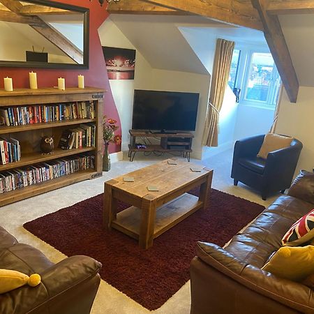 County Loft Penthouse Apartment วิทบี ภายนอก รูปภาพ